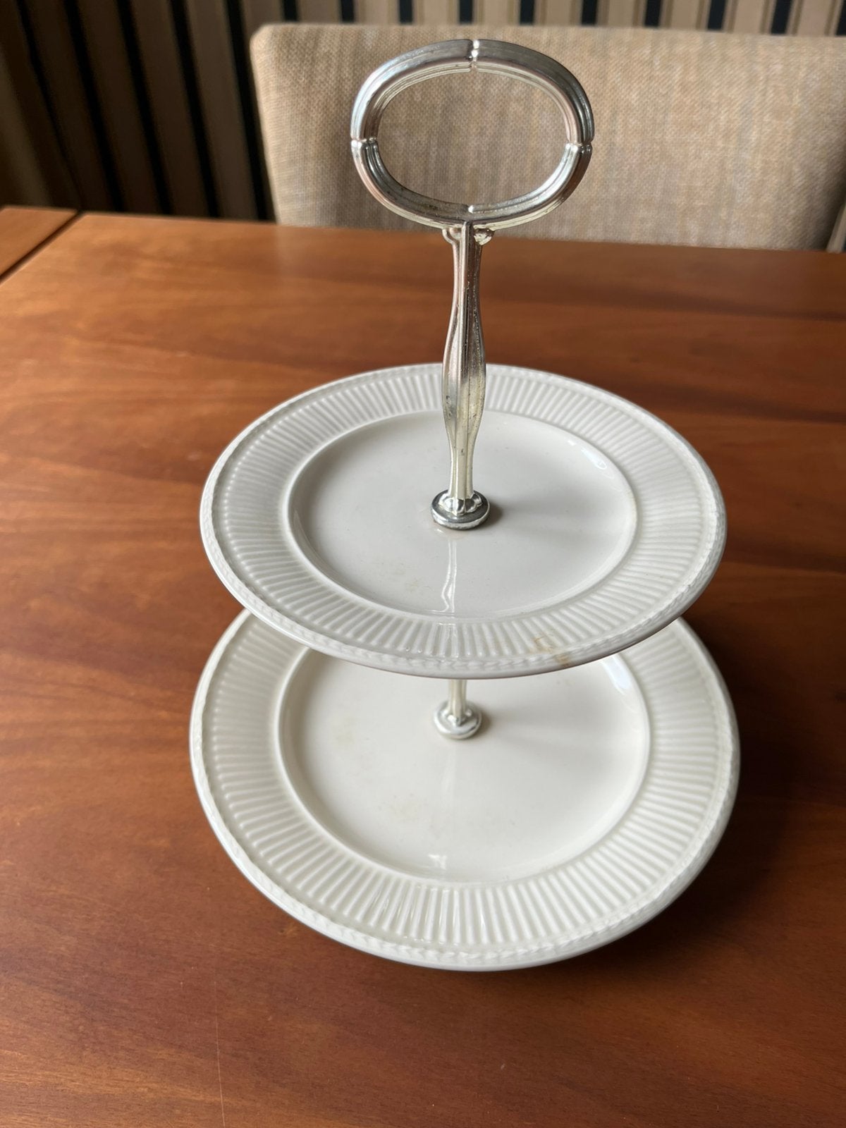 Wedgwood etagère nieuwstaat, Huis en Inrichting, Ophalen of Verzenden, Zo goed als nieuw