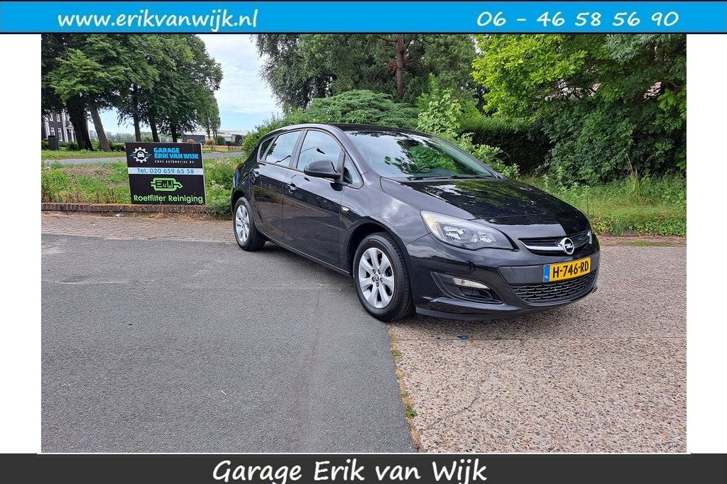 Opel Astra 1.4 16V Cosmo 5 Drs HB Airco/Cruisecontrol/Blueto, Auto's, Opel, Voorwielaandrijving, Euro 5, 101 pk, Gebruikt