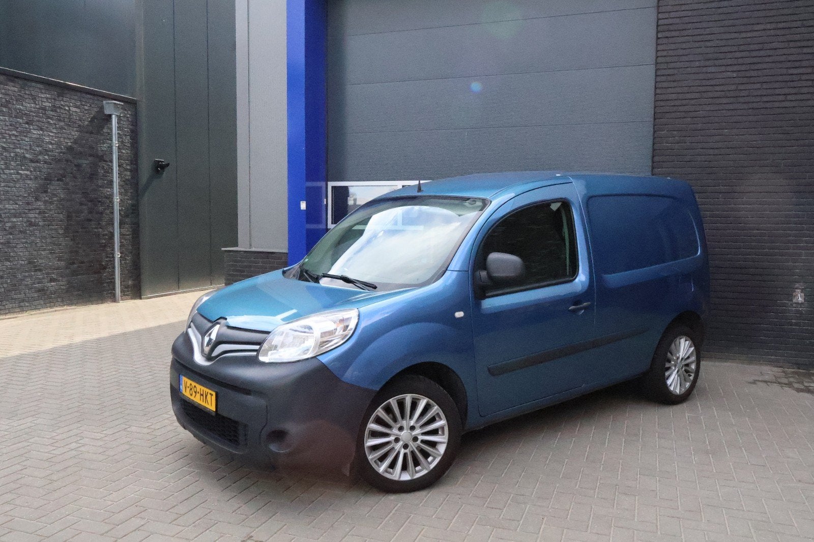 Renault Kangoo 1.2 TCe benzine! Grijs kenteken marge, Auto's, Voorwielaandrijving, Euro 5, Stof, 4 cilinders