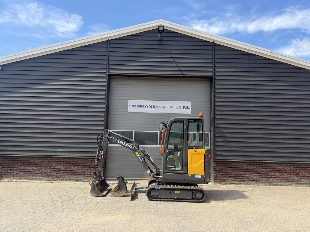Volvo EC18E minigraver BJ 2023 sloop / sorteer functie €39, Zakelijke goederen, Volvo Cons, https://www.volvoce.com/global/en/