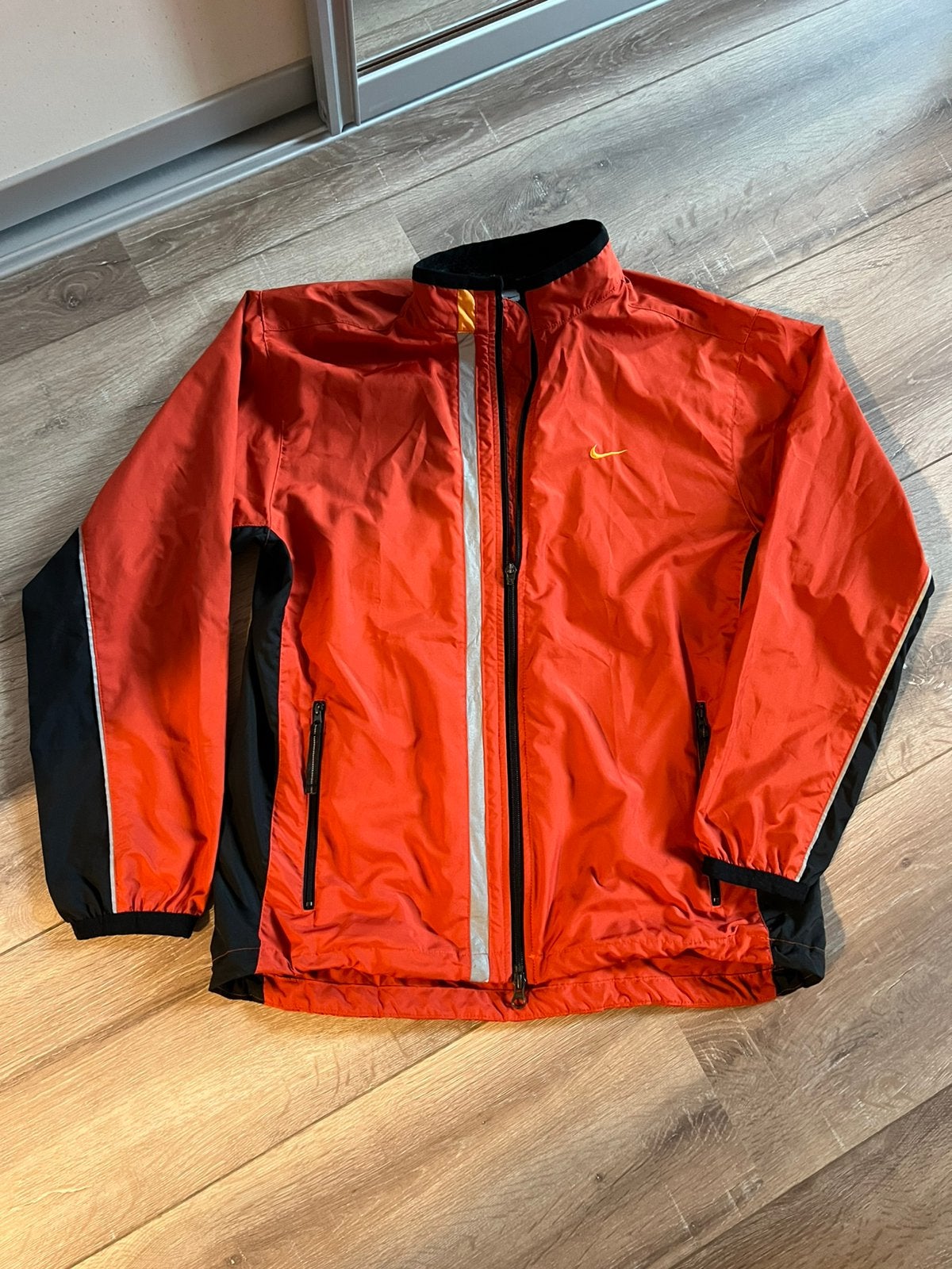 Vintage sportjasje trainingsjasje Nike maat S, Kleding | Dames, Maat 38/40 (M), Oranje, Ophalen of Verzenden, Fitness of Aerobics