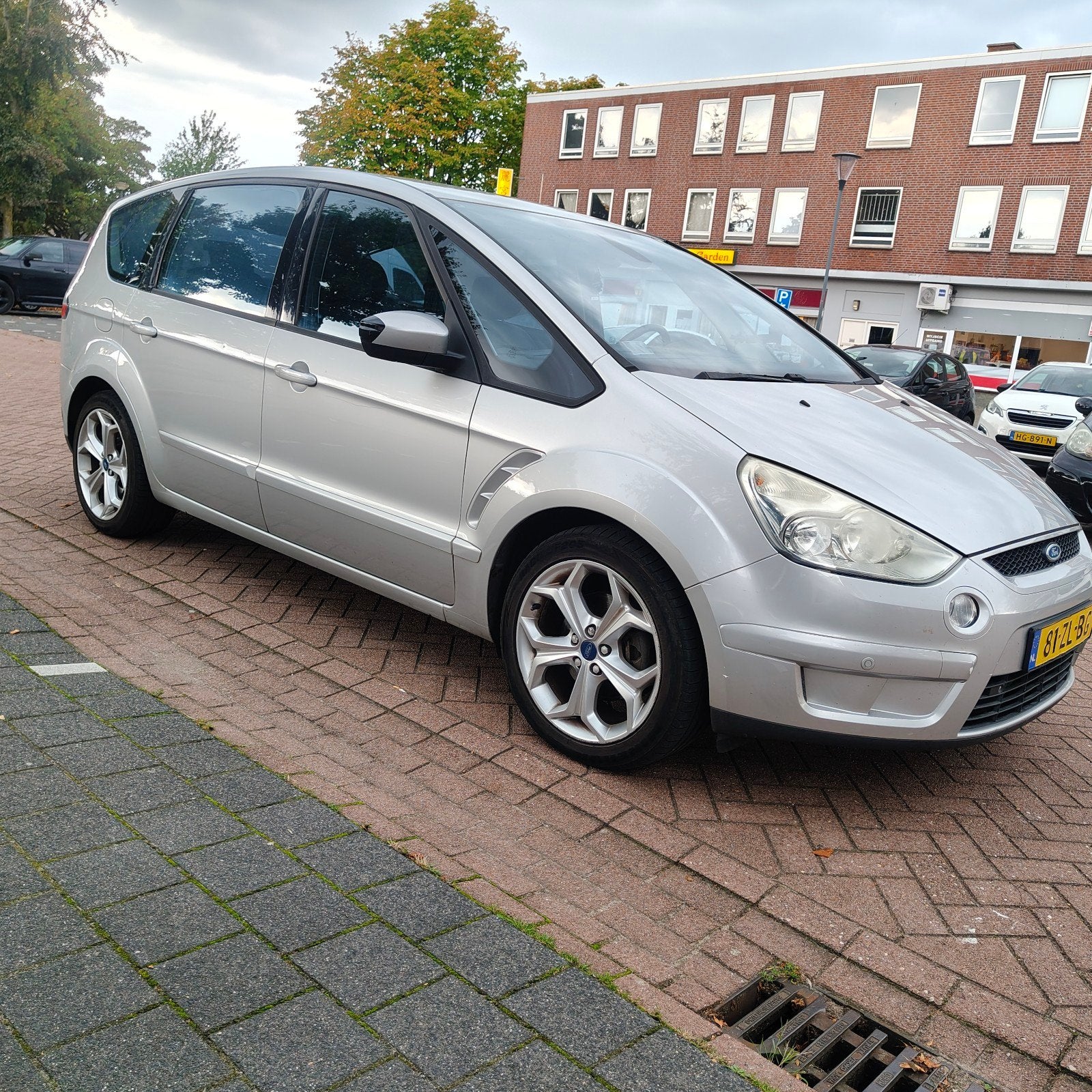 Ford S-Max 2.0 16V 107KW 2008 Grijs, Auto's, Ford, Voorwielaandrijving, 145 pk, 4 cilinders, 1505 kg