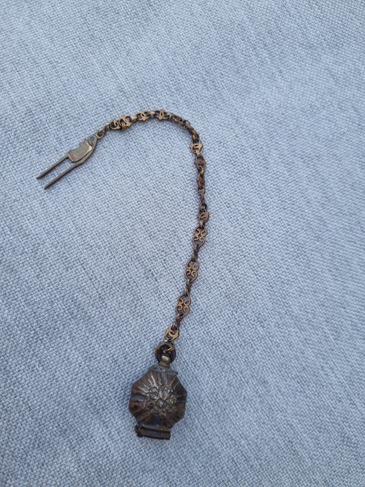 Unieke Antieke Victoriaanse Chatelaine Reukfles / Parfumfles, Ophalen of Verzenden