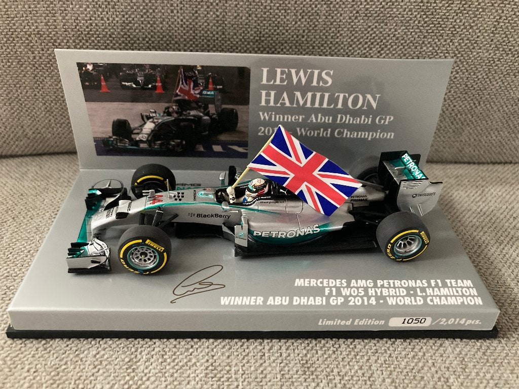 ✅ Lewis Hamilton 1:43 World Champion 2014 Winner Abu Dhabi, Ophalen of Verzenden, Nieuw, Formule 1