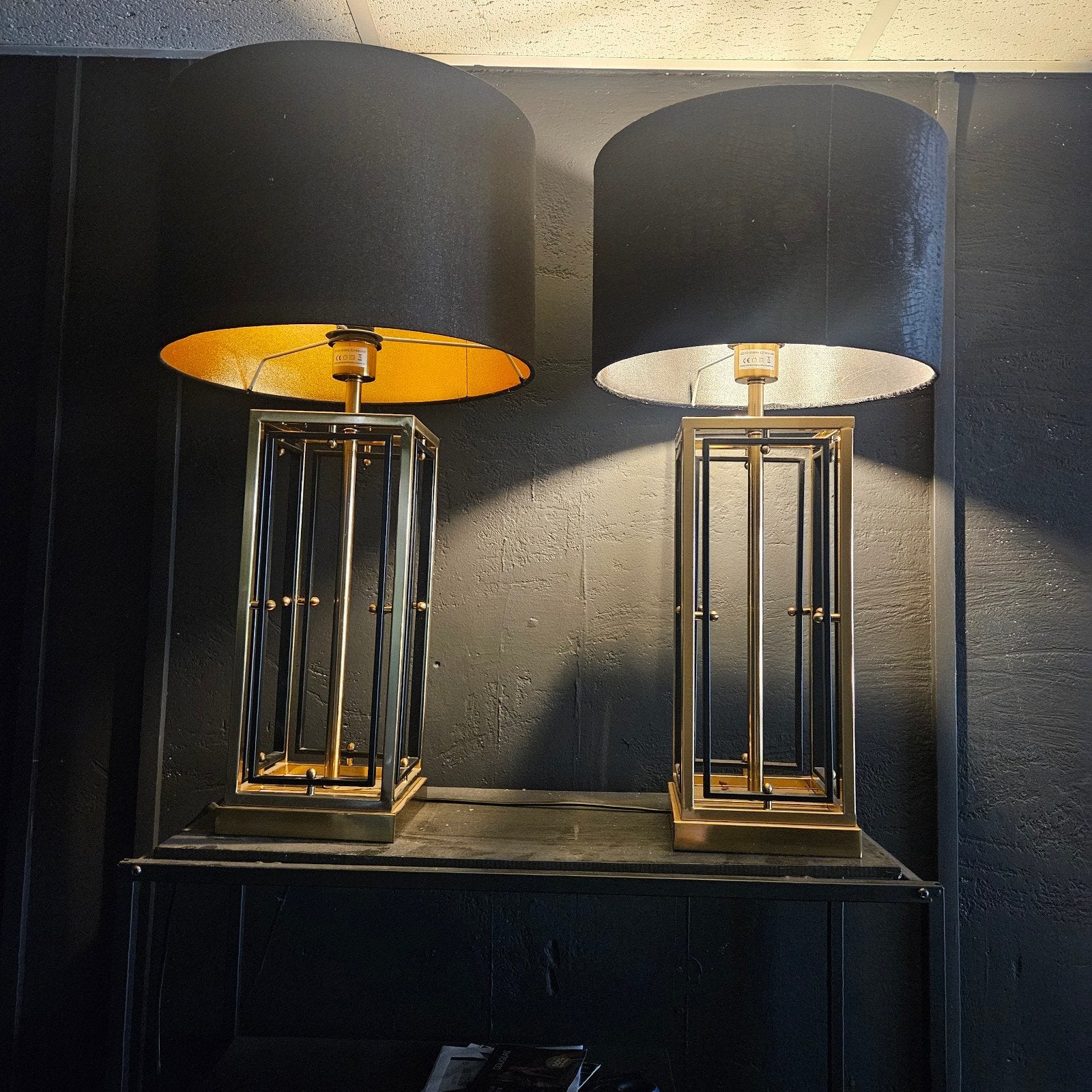 LAMPEN, 1 kruk, Ophalen, Zo goed als nieuw, 60 tot 90 cm