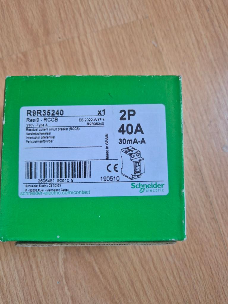 Schneider Electric Resi9 RCCB Aardlekschakelaar 2P 40A 30mA, Ophalen, Nieuw
