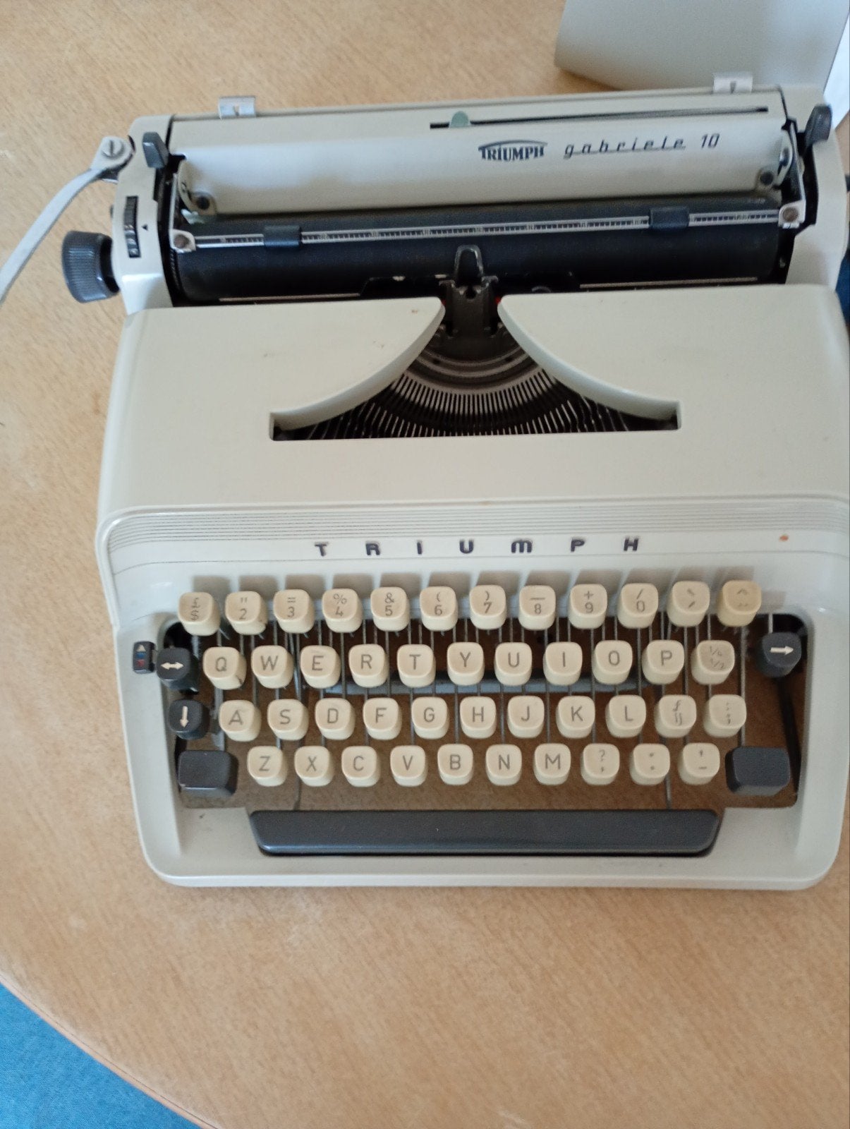 Triumph Gabriele 10, Diversen, Typemachines, Ophalen, Zo goed als nieuw