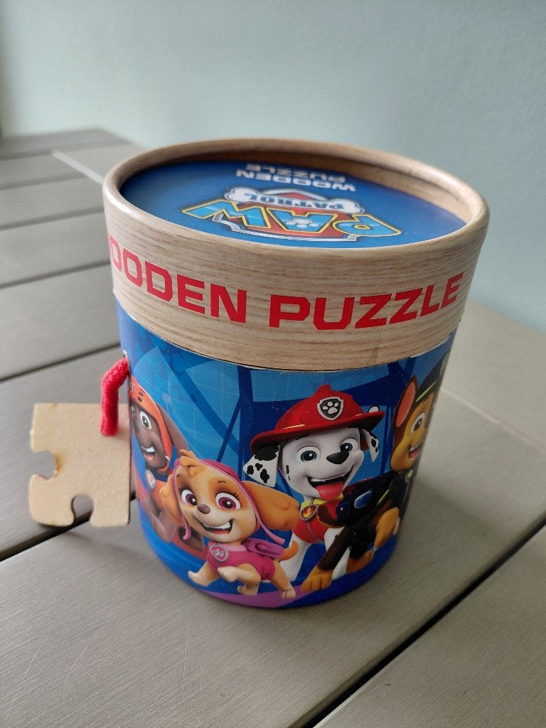 Houten kinder puzzel, Ophalen, 2 tot 4 jaar, 10 tot 50 stukjes, Zo goed als nieuw