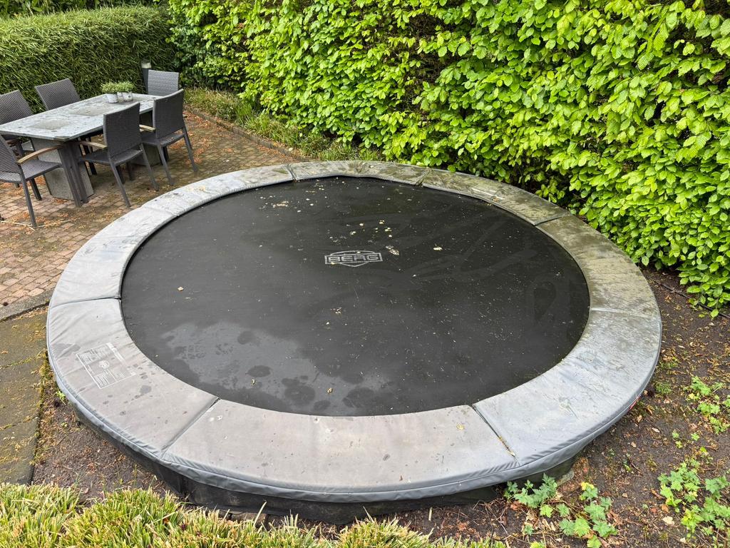 BERG Inground Champion Grey 380, Ophalen, Gebruikt