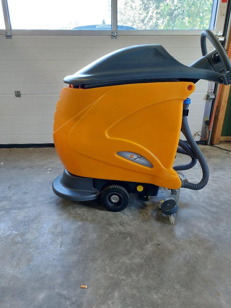 Taski 755 B Schrobmachine Schrobzuigmachine, Ophalen of Verzenden, Gebruikt, Schrobmachine