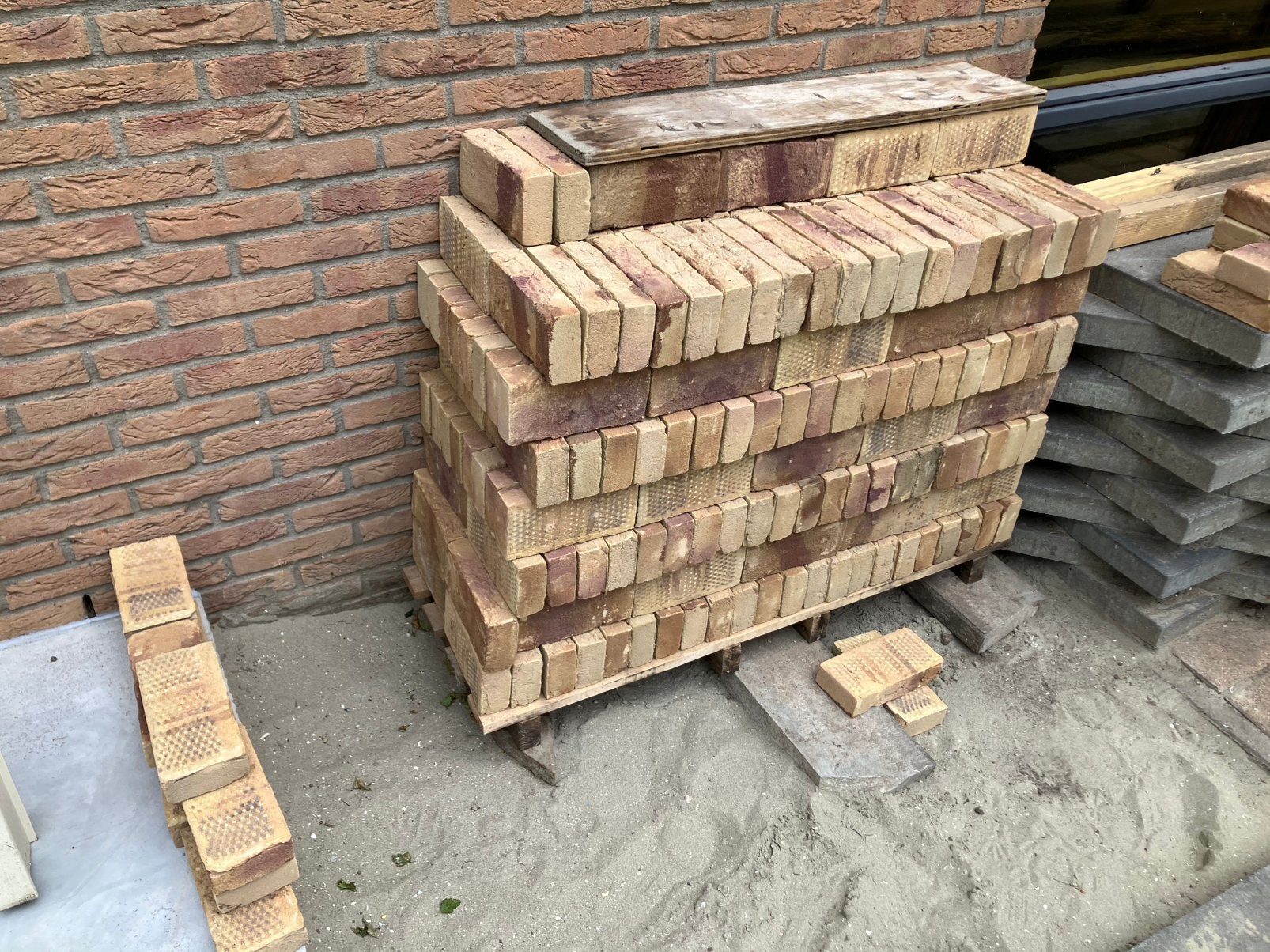 Metselstenen geel / krokus pallet 396 stuks nieuw, Ophalen, Nieuw, Bakstenen