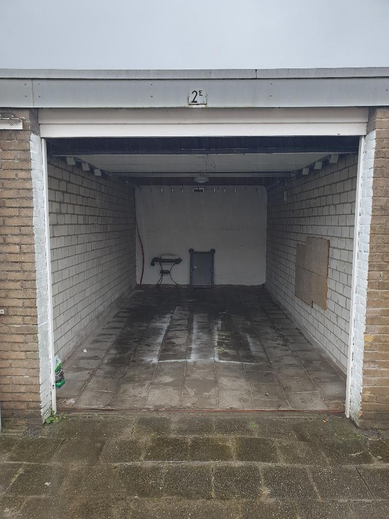 garagebox te huur Rodenbachlaan Roosendaal (Kroeven), Noord-Brabant