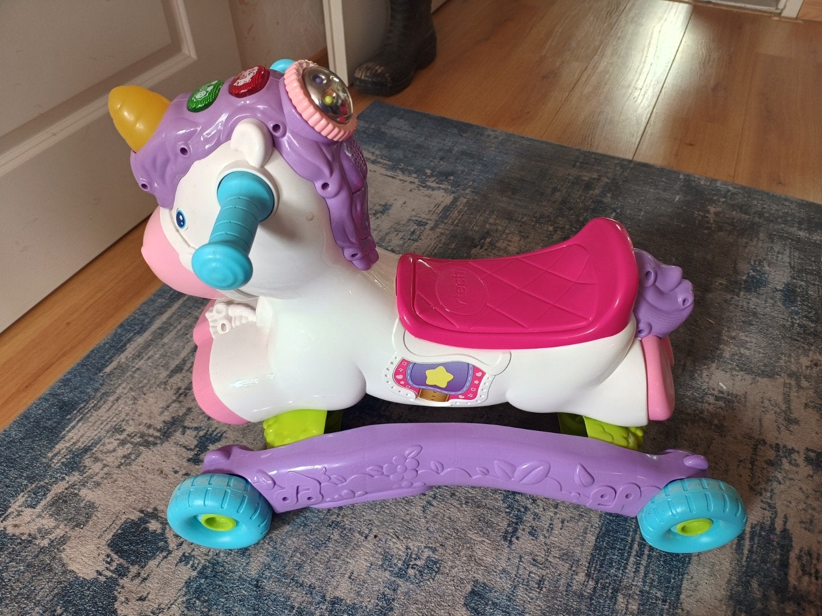 Vtech Eenhoorn Loopfiets met Muziek en Lichtjes, Ophalen of Verzenden, Gebruikt, Loopfiets