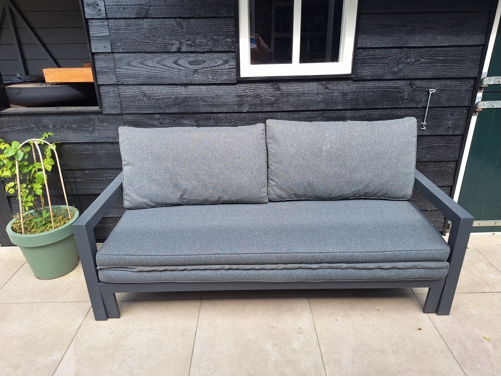Loungebank Intratuin - Goede staat, incl. kussens, Aluminium, Zo goed als nieuw, Loungeset, Bank