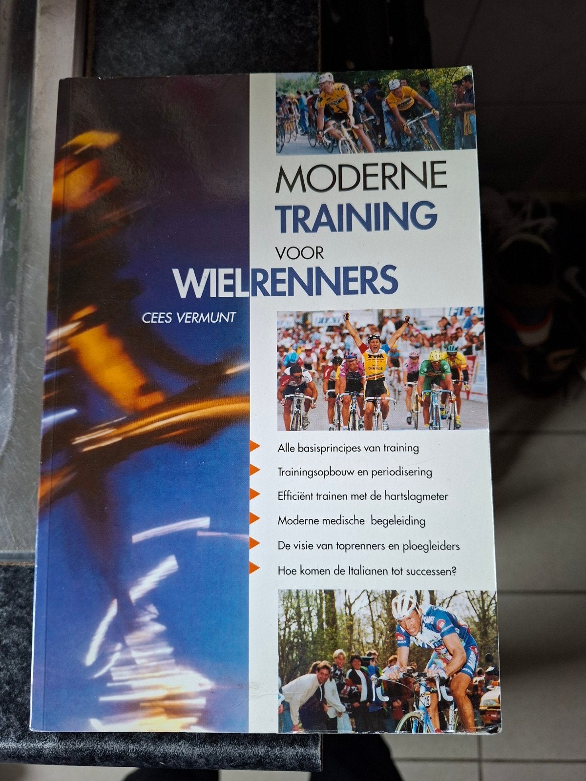Moderne Training voor Wielrenners - Cees Vermunt, Ophalen of Verzenden, Zo goed als nieuw, Cees Vermunt, Lopen en Fietsen