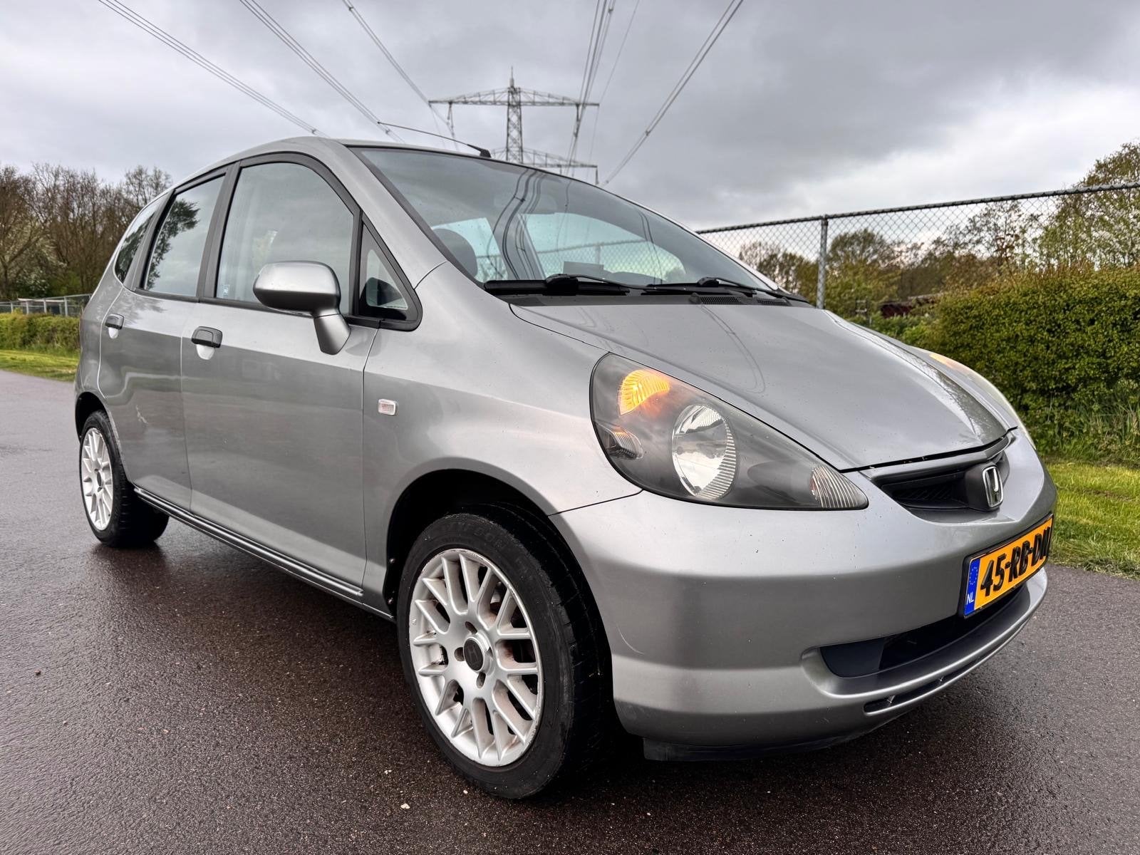 Honda Jazz 1.4/APK JULI 2027/AIRCO/17 INCH/NAP, Auto's, Honda, Voorwielaandrijving, 83 pk, 40 €/maand, 4 cilinders