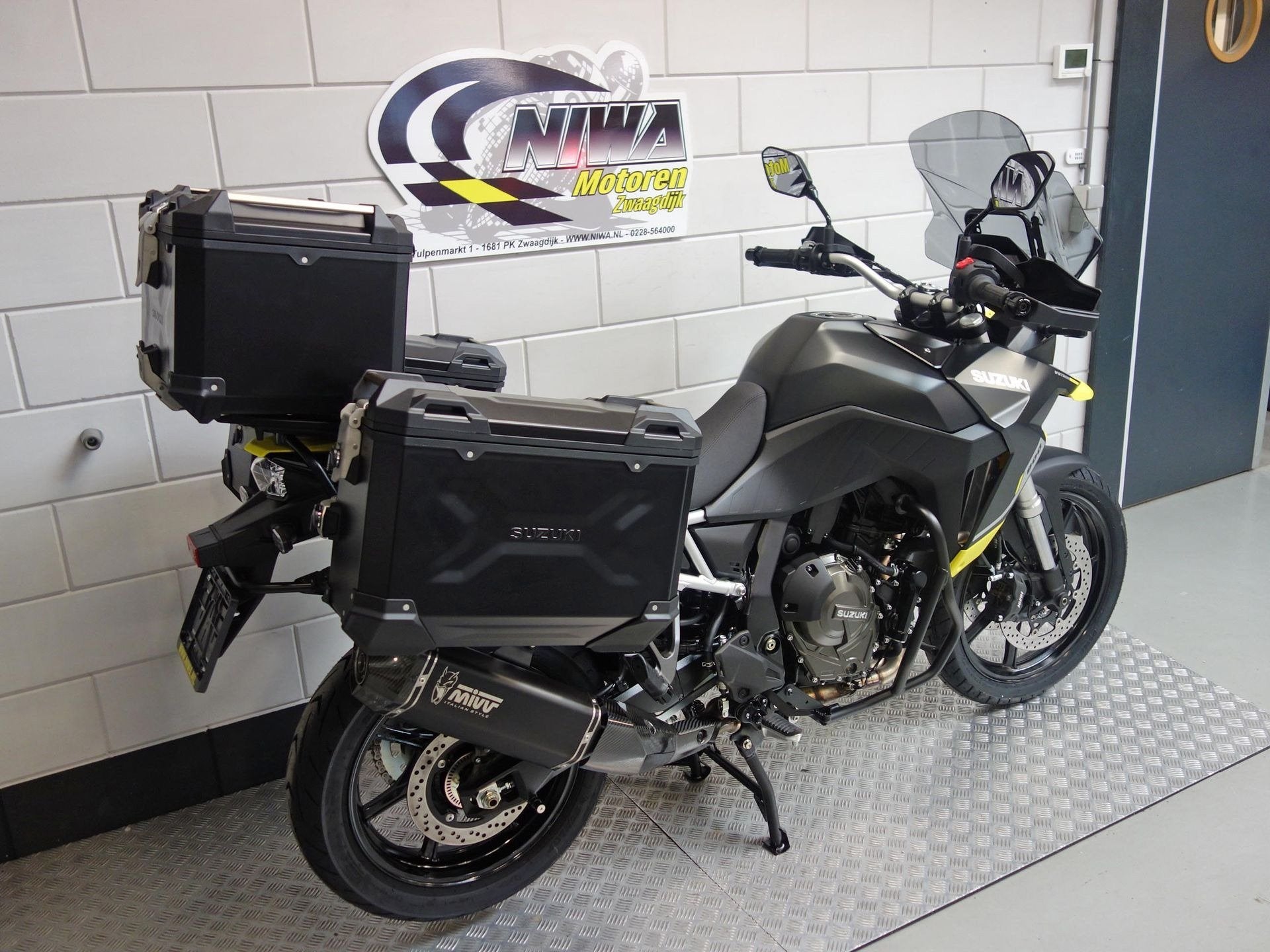 Suzuki V-Strom 800, Meer dan 35 kW, Toermotor, ABS, Gebruikt