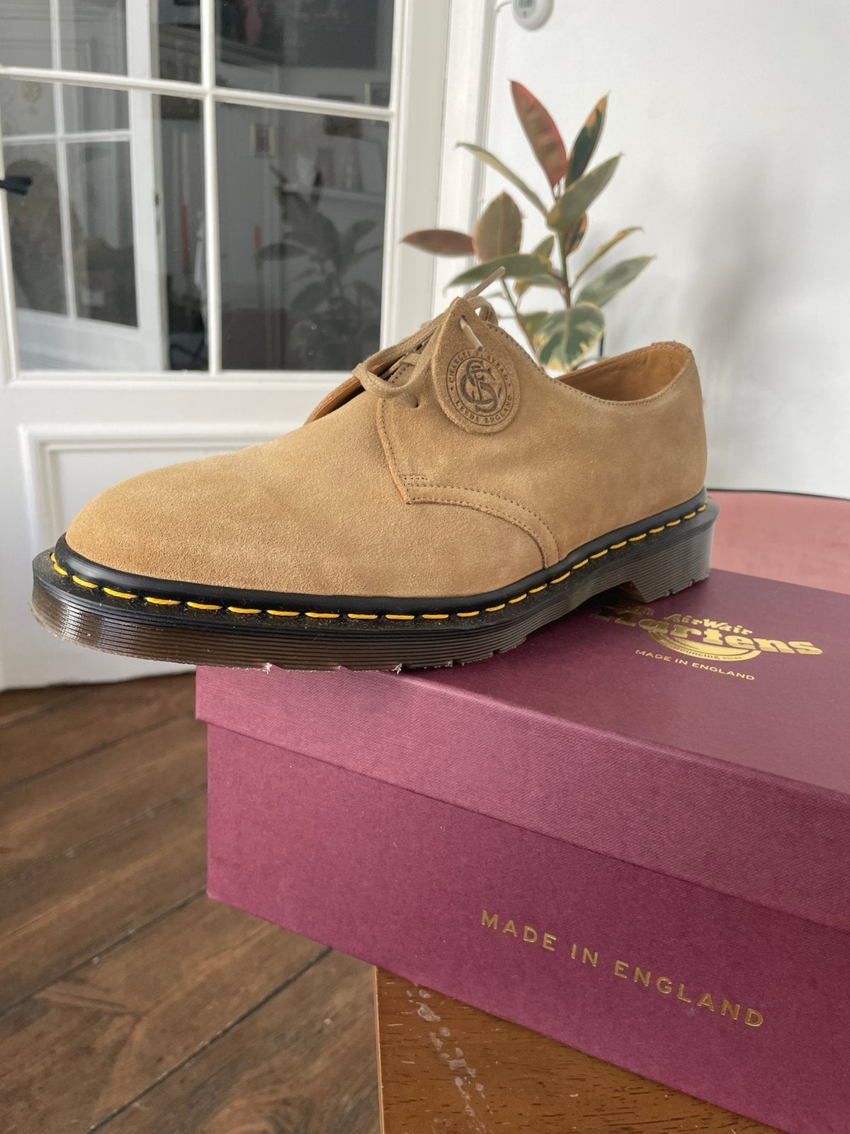 Dr. Martens maat 43, Bruin, Boots, Nieuw, Ophalen of Verzenden