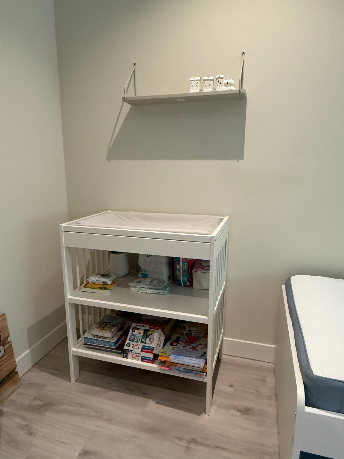Ikea baby commode - Zeer goede staat, Kinderen en Baby's, Kinderkamer | Commodes en Kasten, Ophalen, 50 tot 70 cm, Zo goed als nieuw
