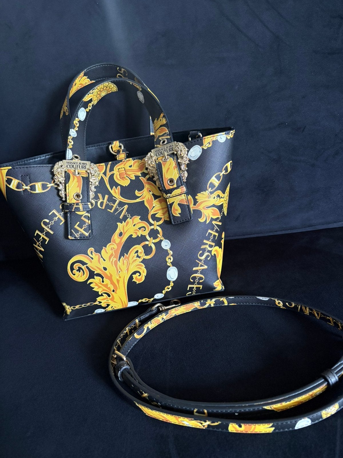 Versace handtas, Ophalen, Zo goed als nieuw, 17 tot 18, Dame