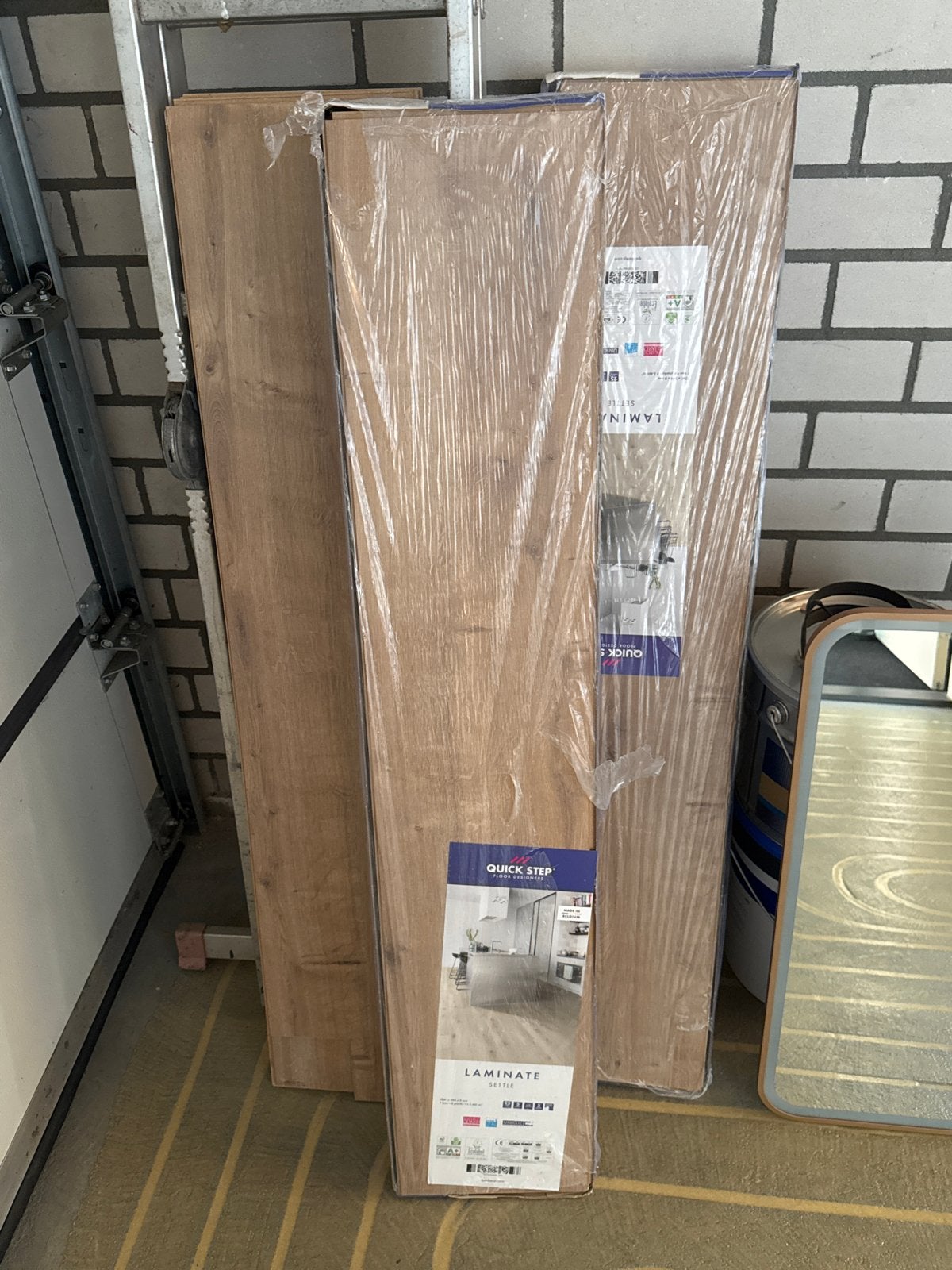 Nieuw Quick-Step laminaat, ca. 5m² (2 pakken + 2 planken), Ophalen, Nieuw, 5 tot 10 m², Hout