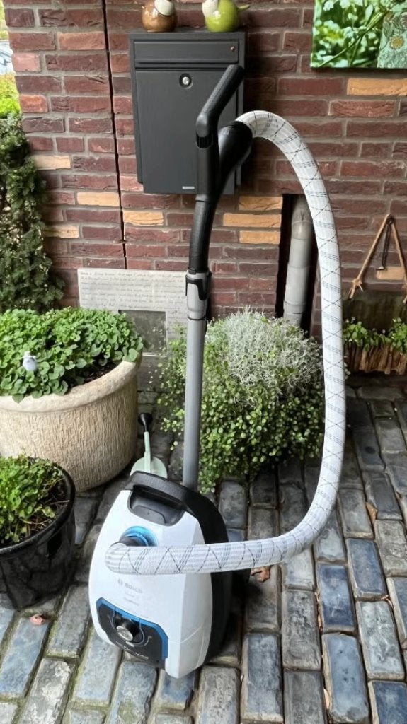 Bosch stofzuiger, Ophalen, Zo goed als nieuw, Sledestofzuiger