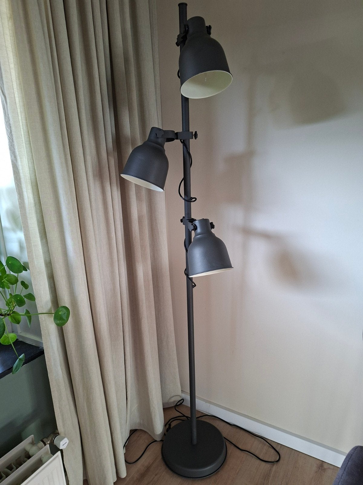 Mooie industriële vloerlamp - Zo goed als nieuw, Ophalen, E27 (groot), Zo goed als nieuw, Metaal