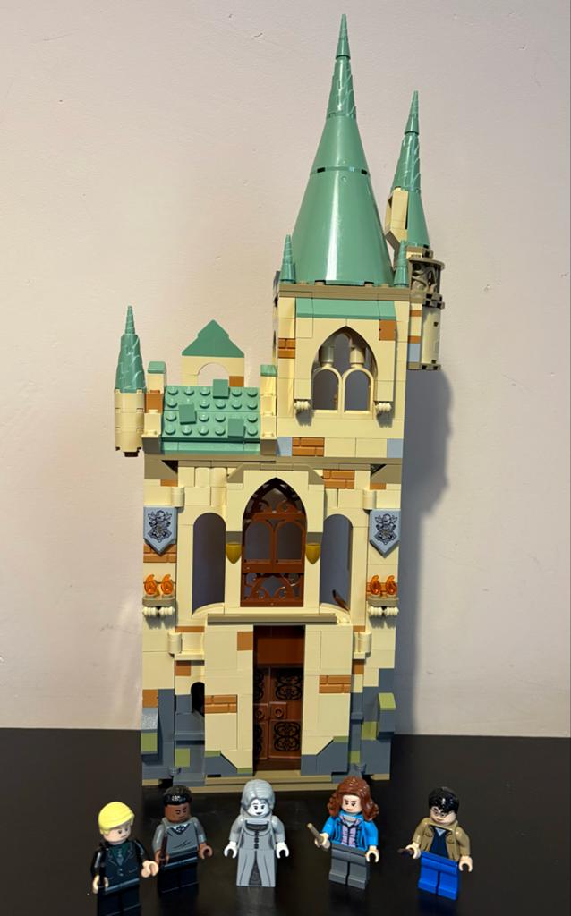 Lego Harry Potter Kamer van Hoge Nood (76413) Compleet, Lego, Harry Potter, Ophalen of Verzenden, Zo goed als nieuw