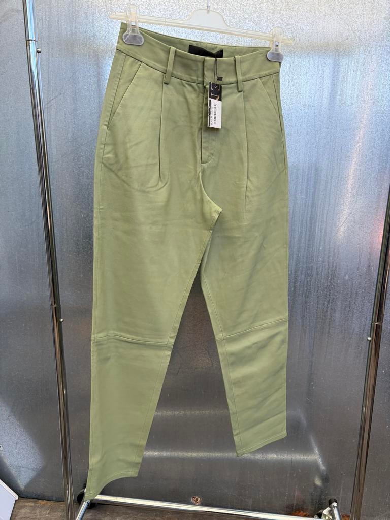 Enes leren broek 36 €675 pants stretch leather leer, Kleding | Dames, Ophalen of Verzenden, Zo goed als nieuw, Maat 36 (S), Lang
