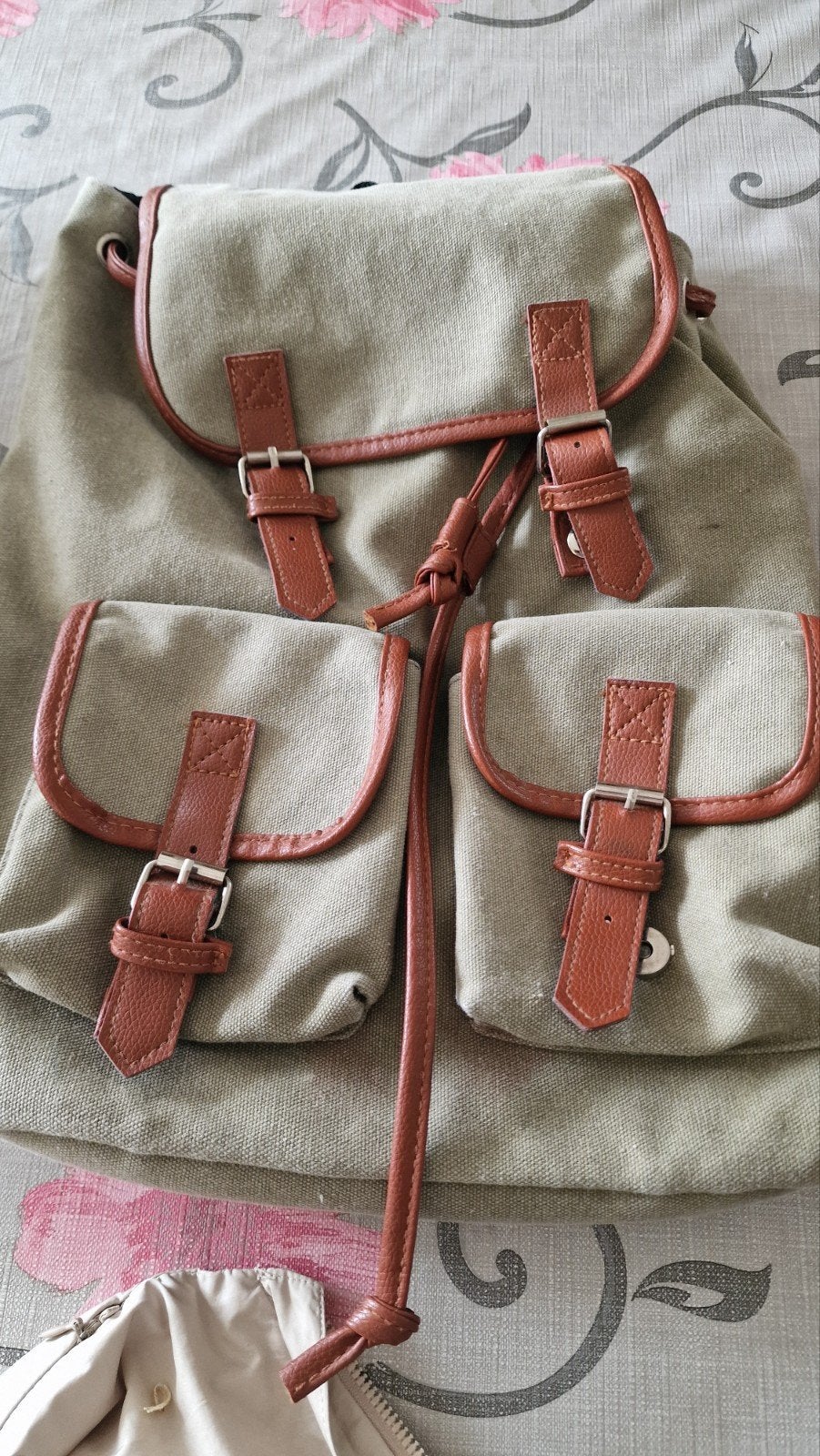 Canvas rugzak met leren gespen - voorvakgesp defect, Ophalen of Verzenden, Gebruikt, 25 tot 40 cm, Overige merken