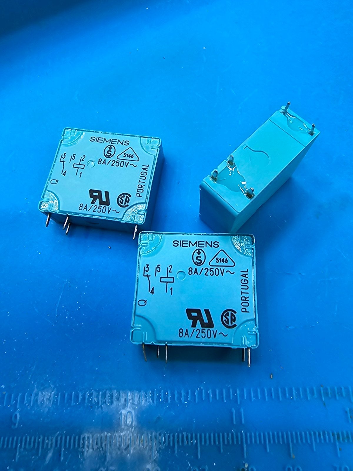 Siemens 12V Printplaat Relais - Enkelvoudig Maak-Breek, Ophalen of Verzenden, Nieuw