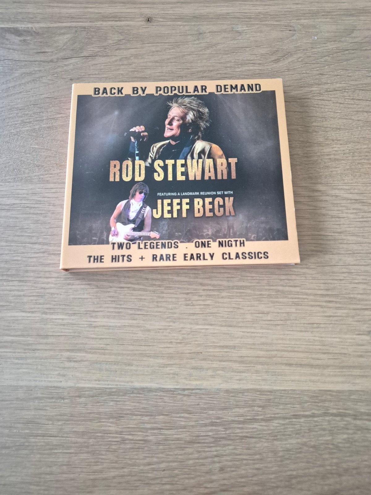 Rod Stewart & Jeff Beck - Live at Hollywood Bowl 2019 (CD), Ophalen of Verzenden, 2010 - 2019, Zo goed als nieuw, Boxset