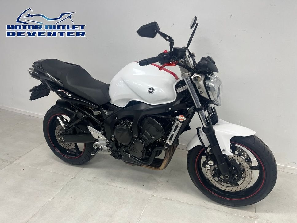 Sportieve YAMAHA FZ 6 N FAZER FZ6N (bj 2008), Motoren, 4 cilinders, Motorrijbewijs A, Bedrijf, Onbekend
