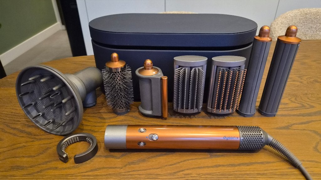 Dyson Airwrap Copper/Nickel + extra diffuser, Ophalen of Verzenden, Zo goed als nieuw, Föhn of Haardroger