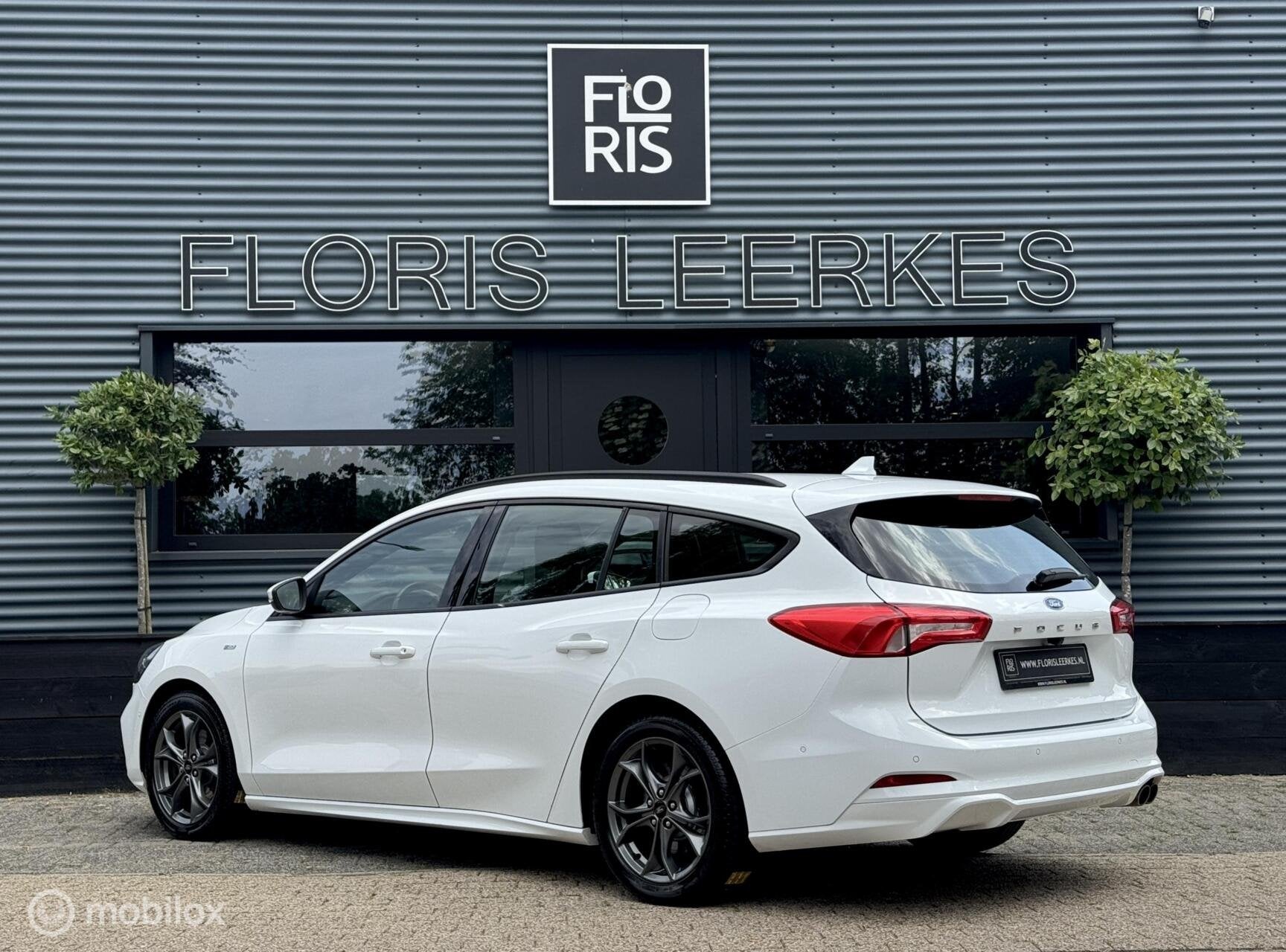 Ford Focus 1.0 EcoBoost | ST Line | CarPlay | Led |, 125 pk, Gebruikt, 1283 kg, Wit