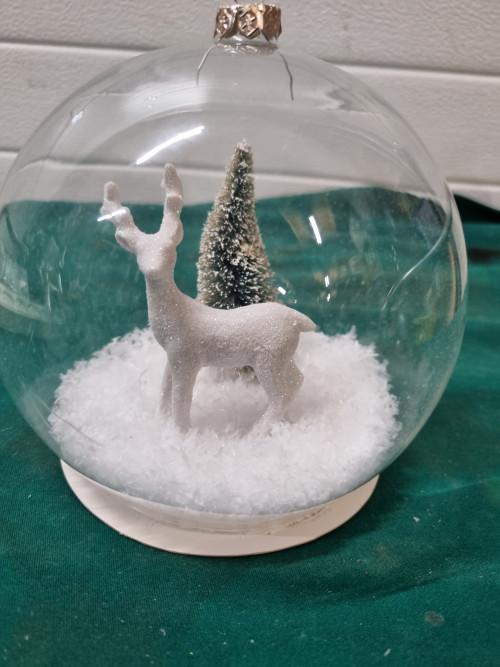 kerstbal met hert en boom sneeuw, Ophalen of Verzenden, 'T Olde Gre-j, Info@toldegrej.nl, Endepoelstraat 20f Didam