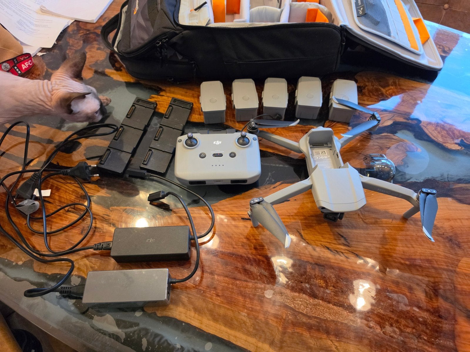 DJI Mavic Air 2 Drone combo - Weinig gebruikt, 6 jaar oud, Cameradrone, Ophalen of Verzenden, Zo goed als nieuw, DJI