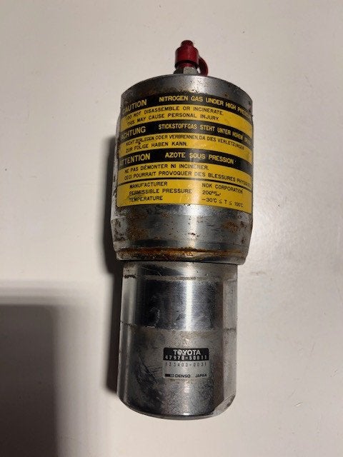Lexus LS400 abs pump accumulator, Gebruikt
