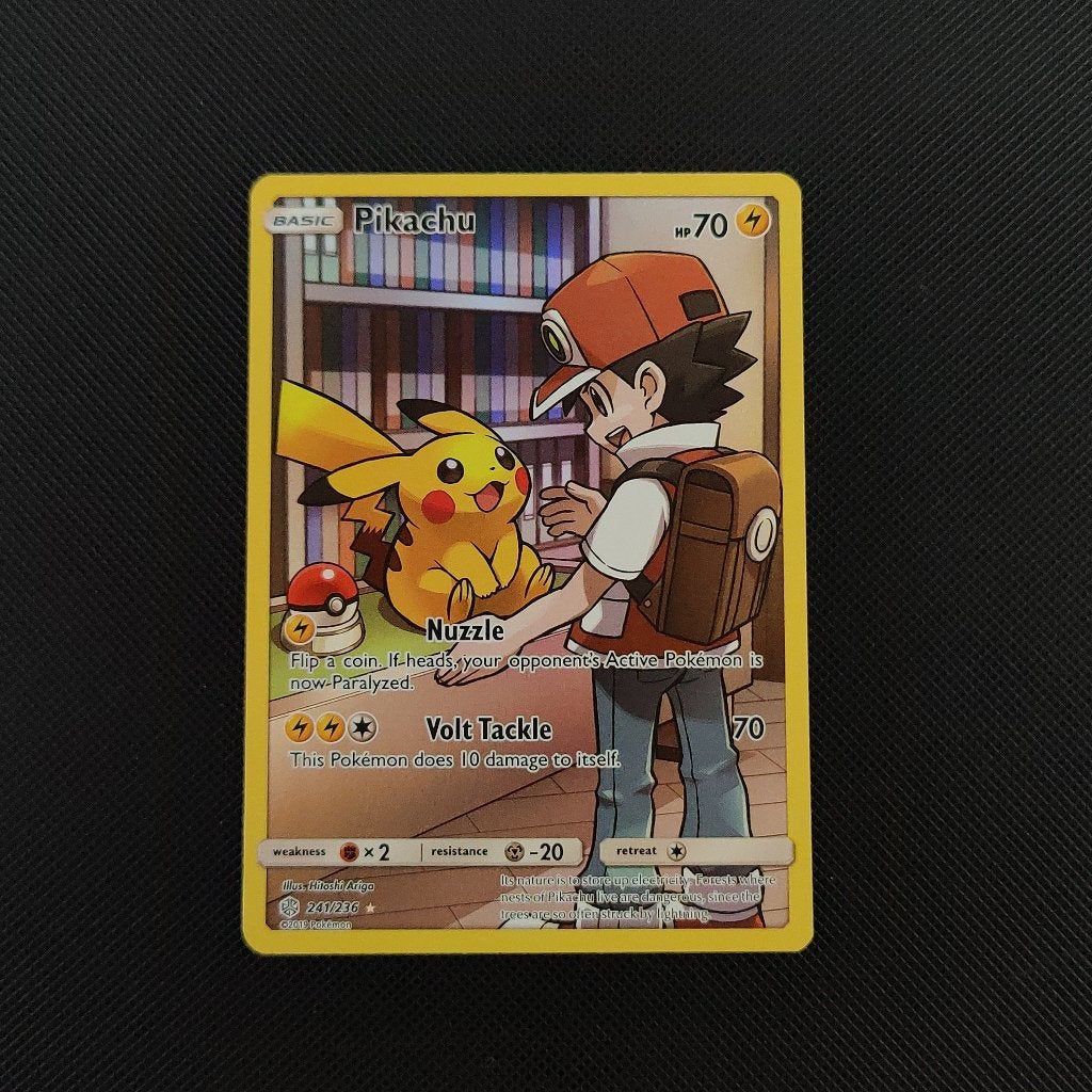 Pikachu Cosmic Eclipse 241/236 NM || Nu voor € 299.99, Ophalen of Verzenden, Zo goed als nieuw