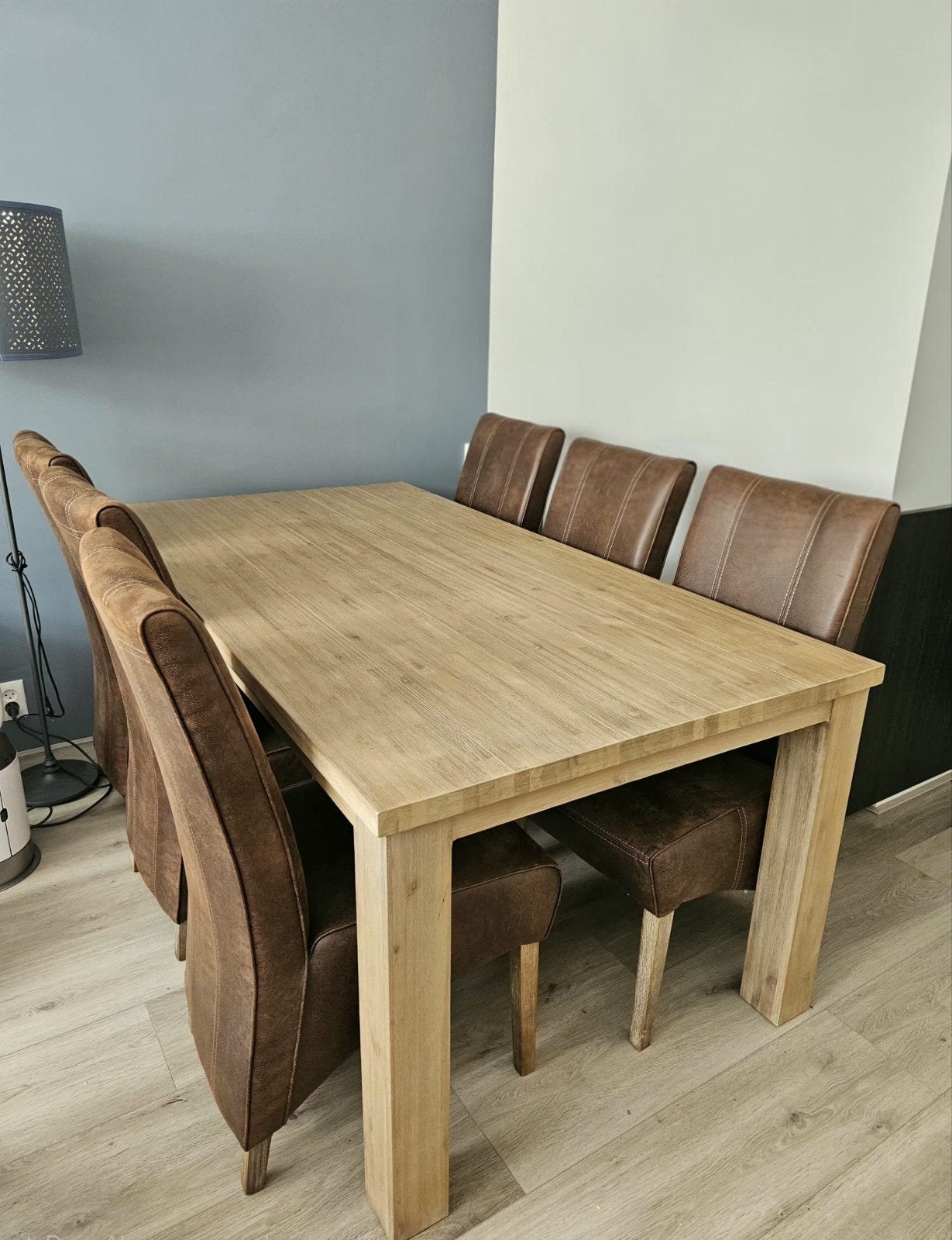 Uitschuifbare eettafel van accaciahout met 6 stoelen, Ophalen, Gebruikt, 50 tot 100 cm, Vijf personen of meer