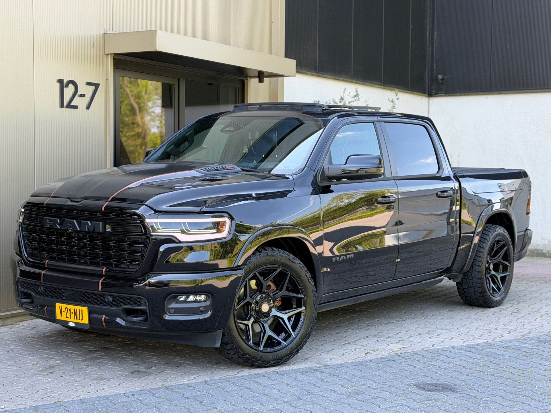 Ram 1500 Limited|540PK|SST|Hurricane|4Play|Headup|BPM vrij!, Auto's, Dealer onderhouden, 2993 cc, Zwart, Bedrijf