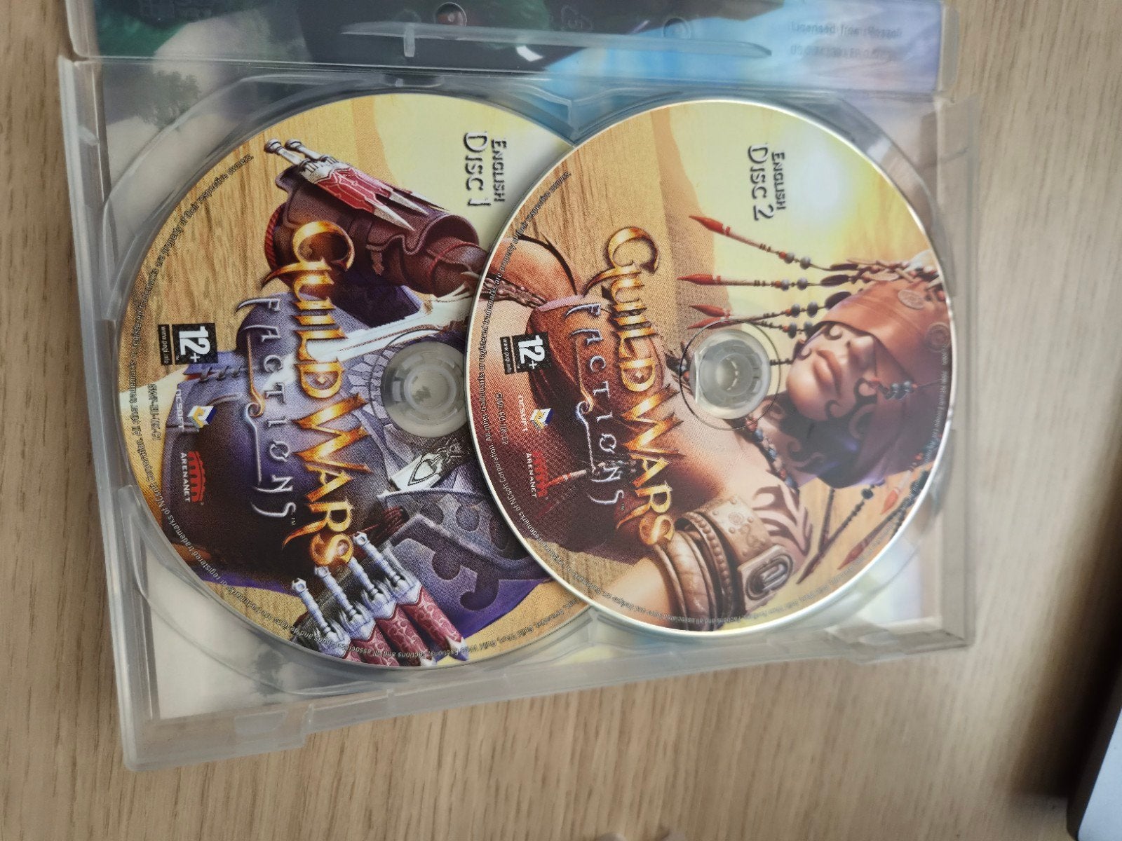 Foto 3 van Guild Wars Factions (PC, 2006) – Compleet
