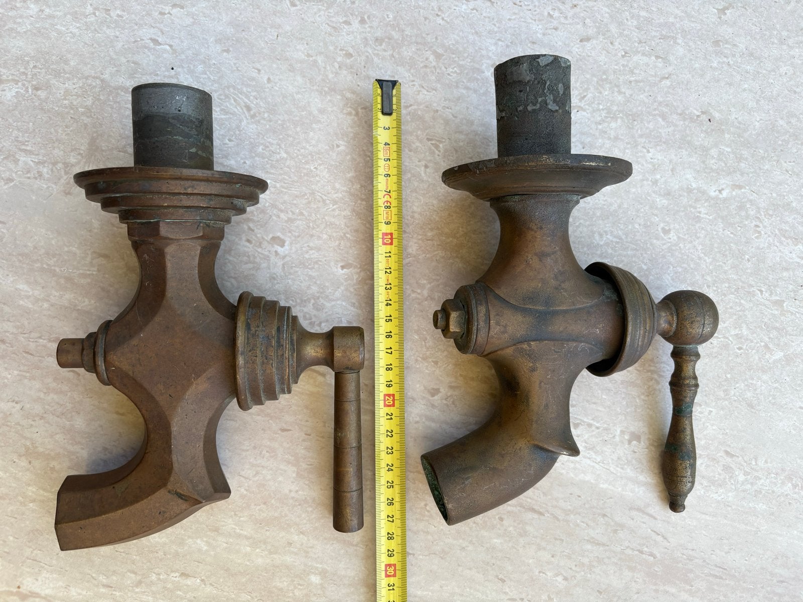 2 verschillende Antieke/ bronzen kranen 1920/30, Antiek en Kunst, Antiek | Koper en Brons, Ophalen of Verzenden, Brons