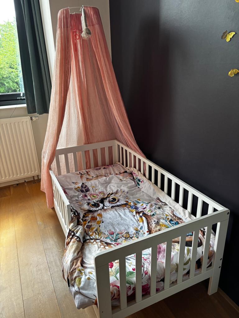 Peuterbed petit Amelie, Ophalen, Zo goed als nieuw, Jongetje of Meisje