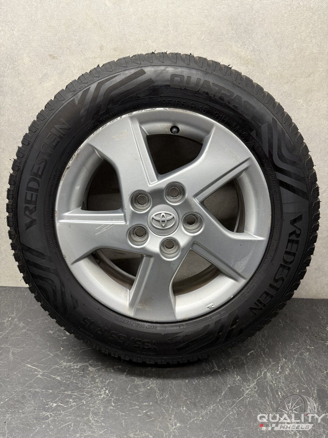 15” Toyota Auris, Corolla, Verso Velgen + Banden 195/65/15 1, Auto-onderdelen, Banden en Velgen, Gebruikt, 15 inch, -, -