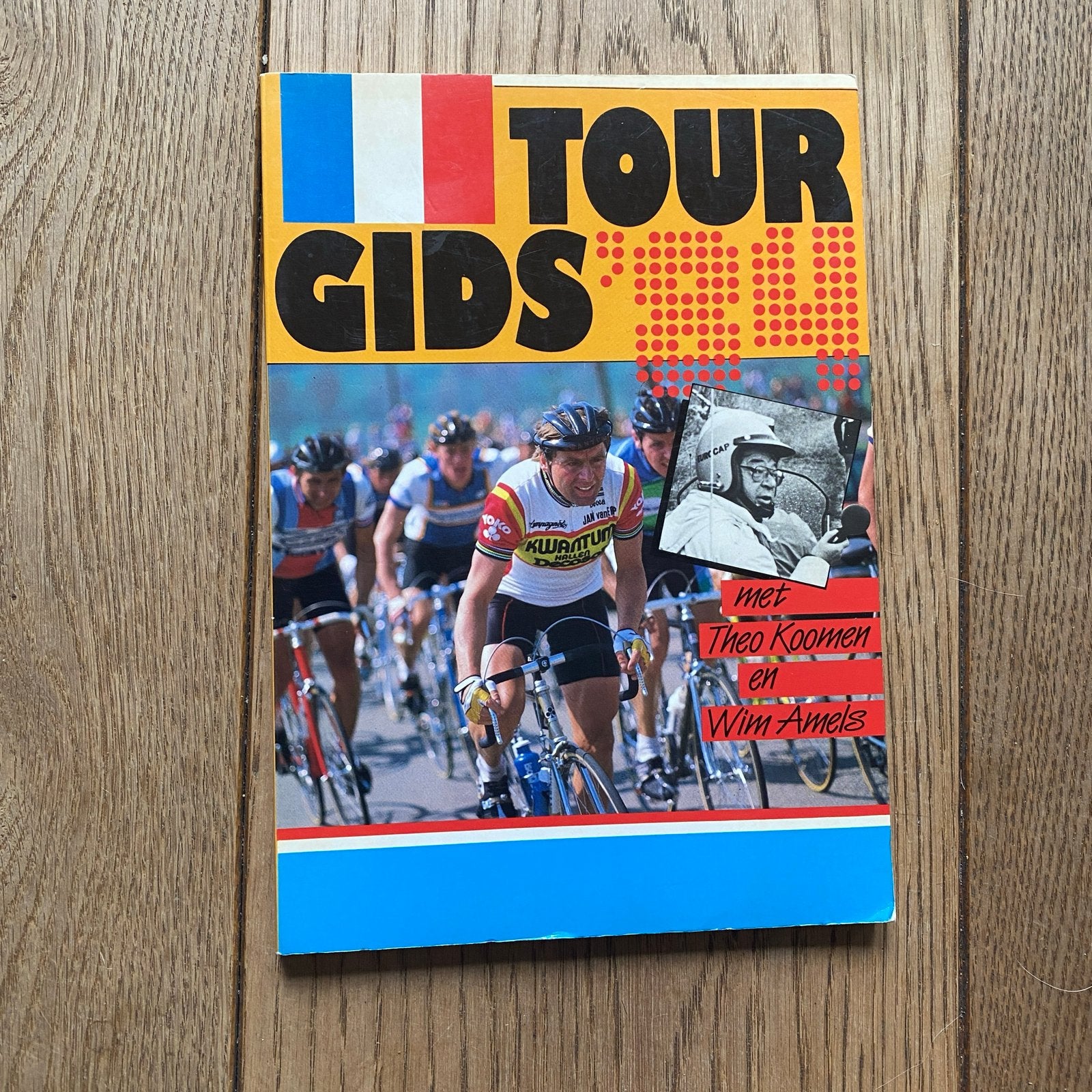Tour Gids '84 - Wielrennen Boek, Boeken, Ophalen of Verzenden, Gelezen, Lopen en Fietsen
