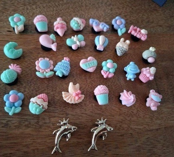 Leuke charms voor Crocs - diverse designs, Overige merken, Overige materialen, Nieuw, Ophalen of Verzenden