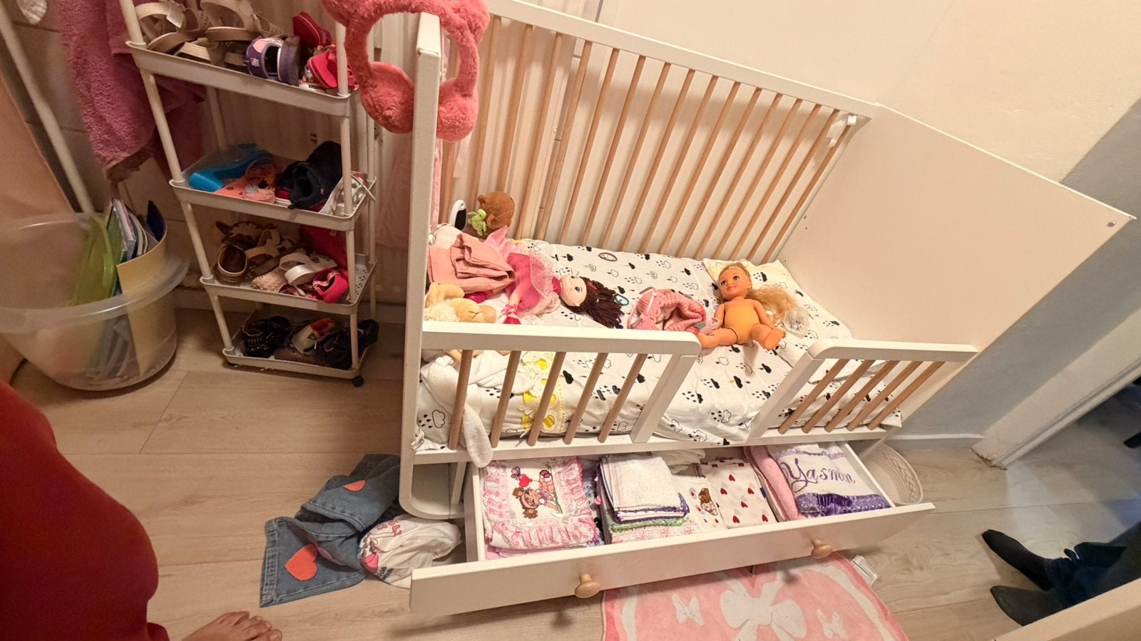 Baby bedroom set brand new complete, Kinderen en Baby's, Ophalen of Verzenden, Zo goed als nieuw, 180 cm of meer, 85 tot 100 cm