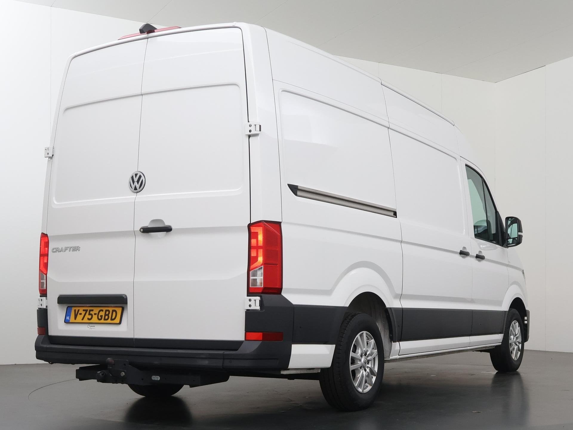 Volkswagen Crafter 30 | 2.0 TDI | 177 PK | L3H3 | HIGHLINE |, Auto's, Bestelauto's, Stof, Gebruikt, 4 cilinders, Volkswagen