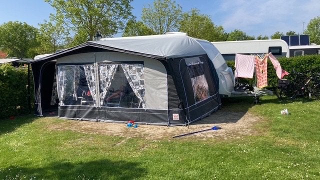 Schitterende Voortent Isabella Ventura, Caravans en Kamperen, Ophalen, Zo goed als nieuw